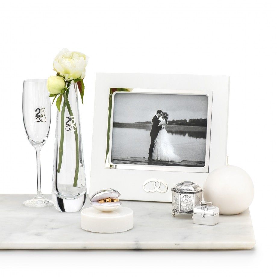 Picture Frame Wedding