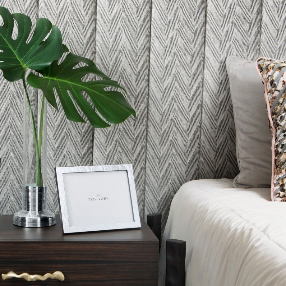 Picture Frame Aura - Small