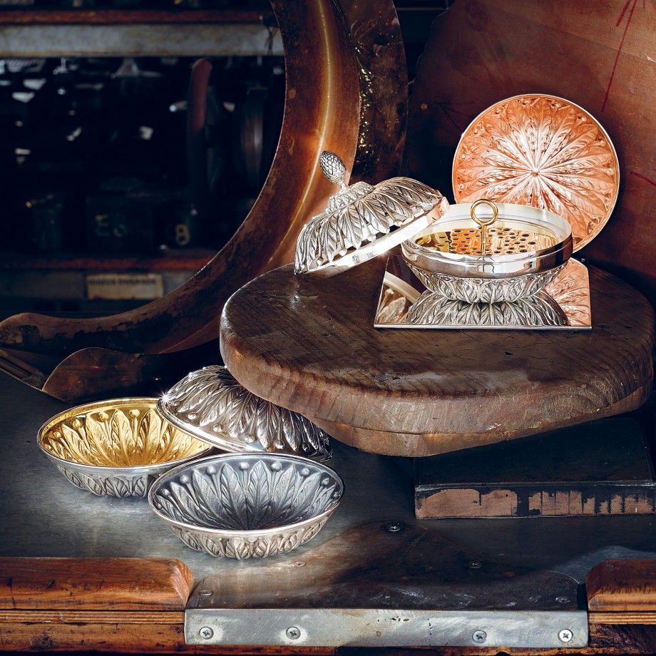 Incense Burner Leaves