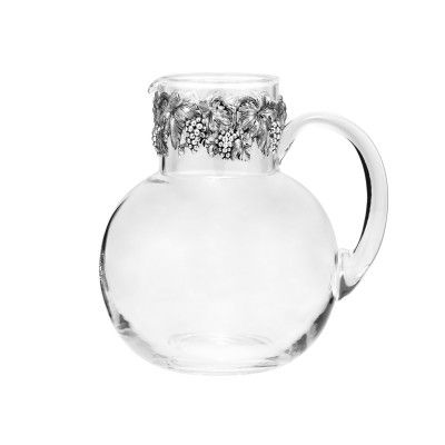 Pitcher Grapes